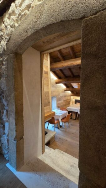 arco_sala_camino_01